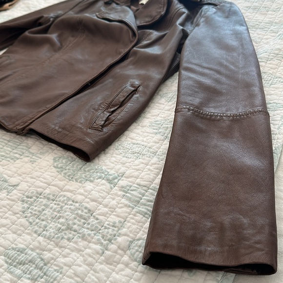 Lightly Used Brown Leather Jacket by Hinge - Sz Medium - Picture 3 of 16